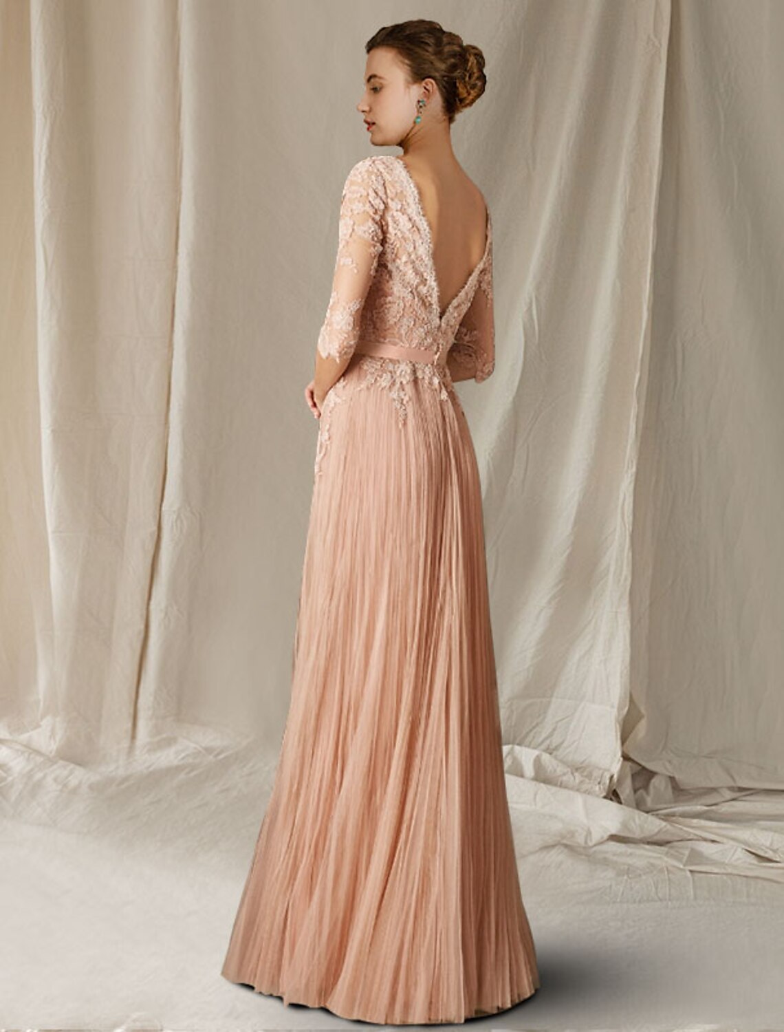 A-Line Mother of the Bride Dress Wedding Guest Luxurious Elegant V Neck Floor Length Lace Tulle Half Sleeve with Pleats