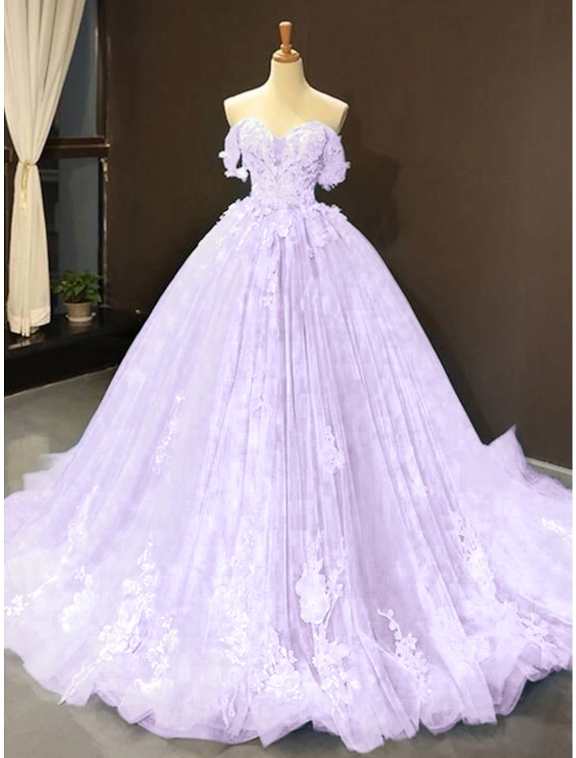 Ball Gown Prom Dresses Floral Wedding Dress Court Train Short Sleeve Sweetheart Lace with Pleats