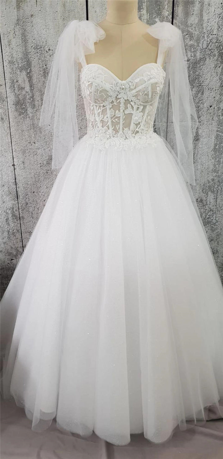 White Tulle Sweetheart Lace-Up A-Line Long Wedding Dress Long