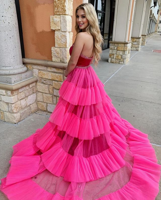 Gorgeous Sheath/Column Court Train Velvet Strapless Prom Dress With Beading Sexy