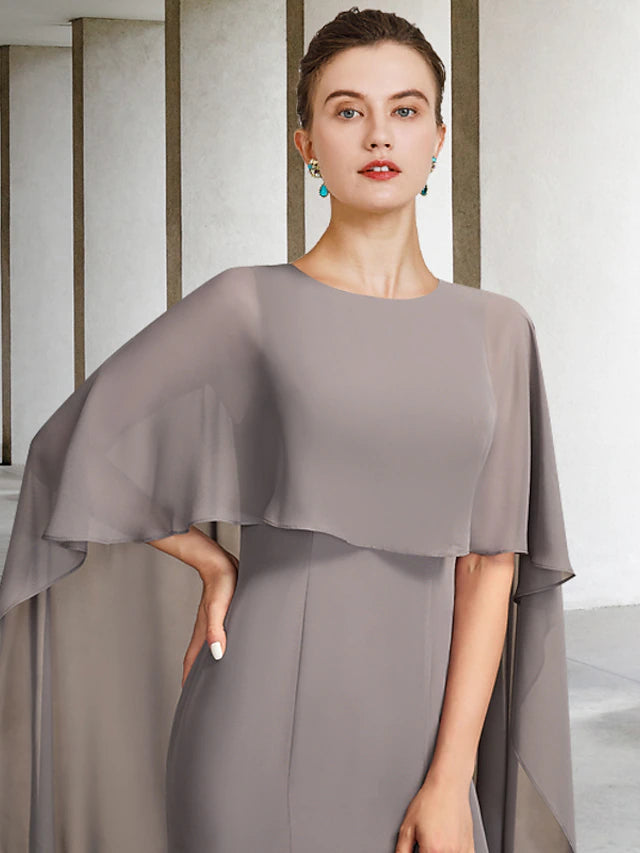 A-Line Mother of the Bride Dress Plus Size Elegant Jewel Neck Sweep / Brush Train Chiffon Sleeveless with Split