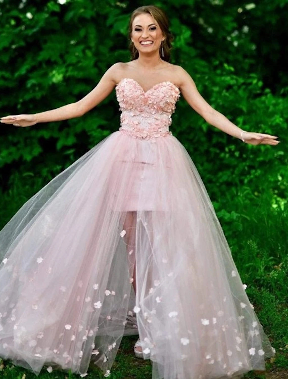 Sheath / Column Prom Dresses High Low Dress Prom Sweep / Brush Train Sleeveless Sweetheart Tulle with Embroidery