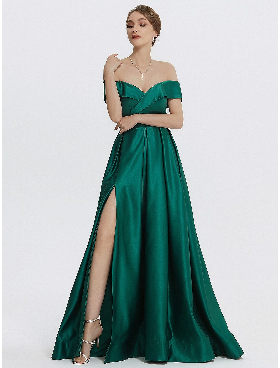 A-Line Evening Gown Elegant Dress Formal Prom Floor Length Sleeveless Sweetheart Satin