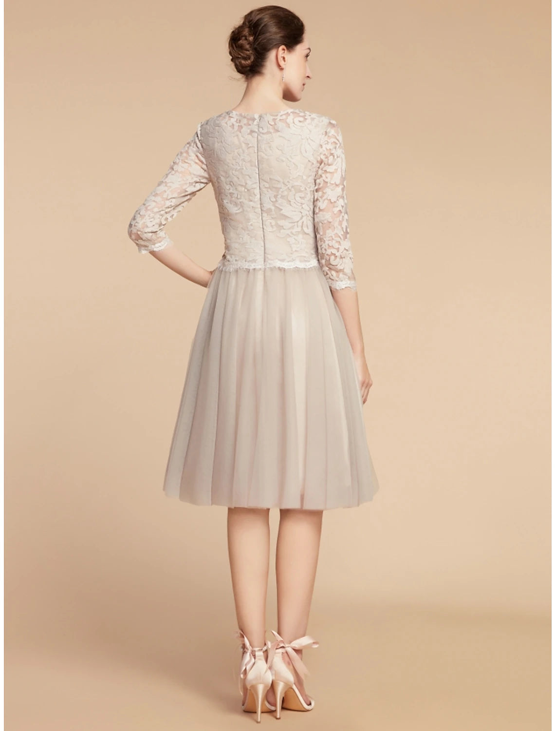 A-Line Mother of the Bride Dress Wedding Guest Elegant Petite Jewel Neck Knee Length Lace Tulle Half Sleeve with Pleats