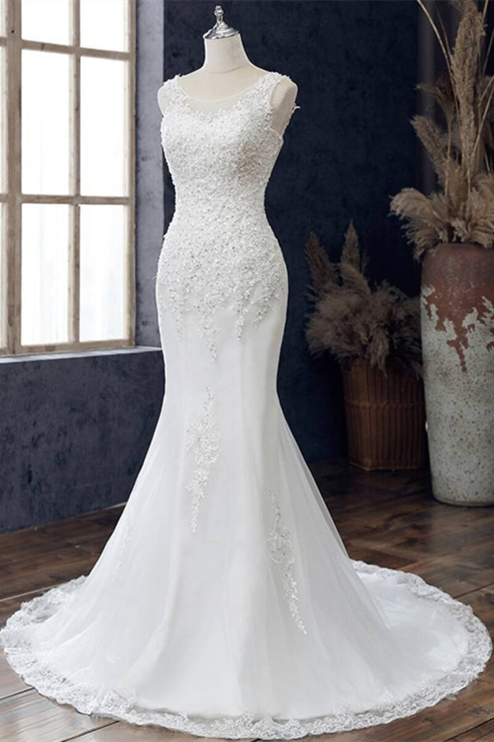 White Lace Round Neck Sleeveless Trumpet Wedding Dress Long