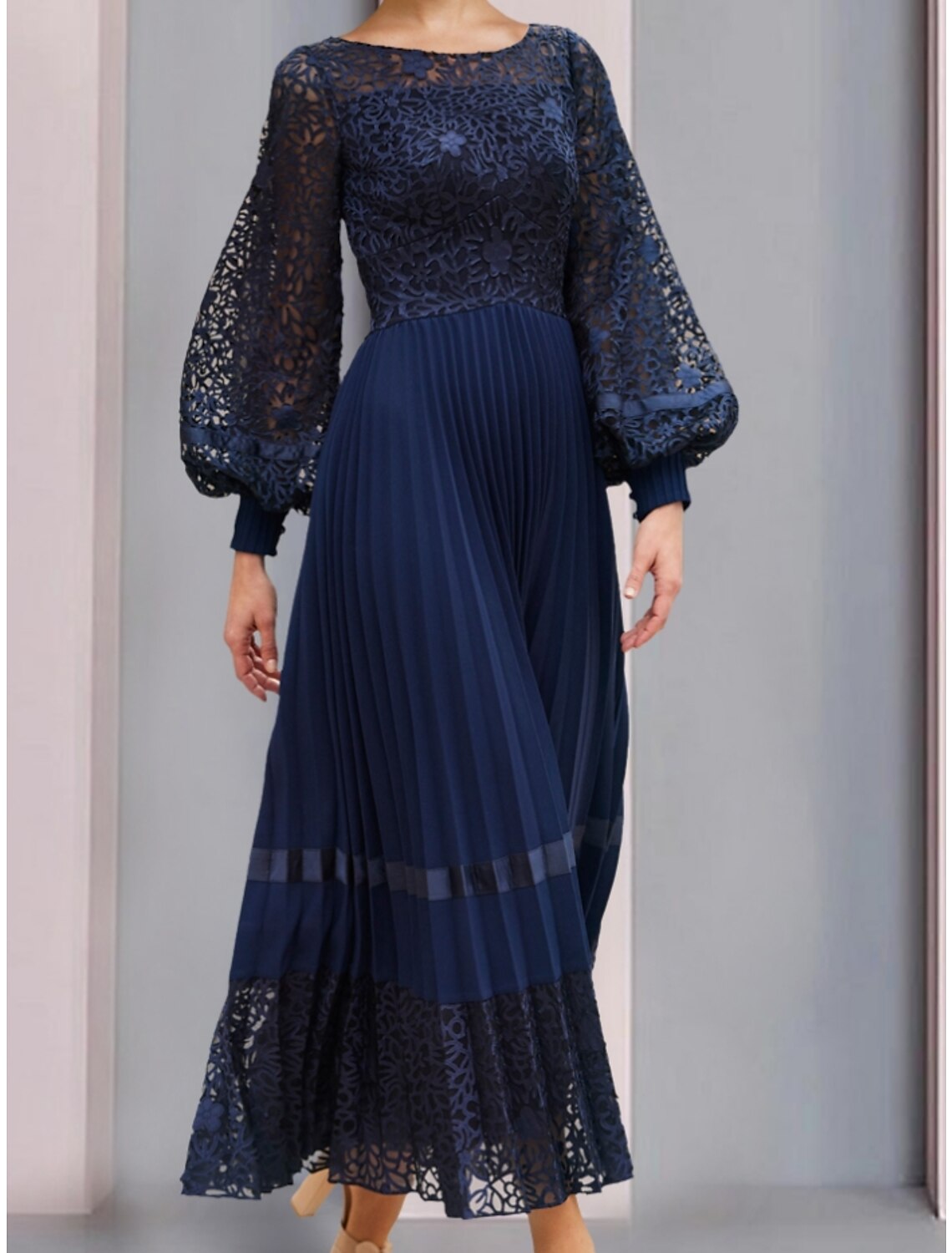 A-Line Mother of the Bride Dress Wedding Guest Elegant Scoop Neck Ankle Length Chiffon Lace Long Sleeve with Ruching