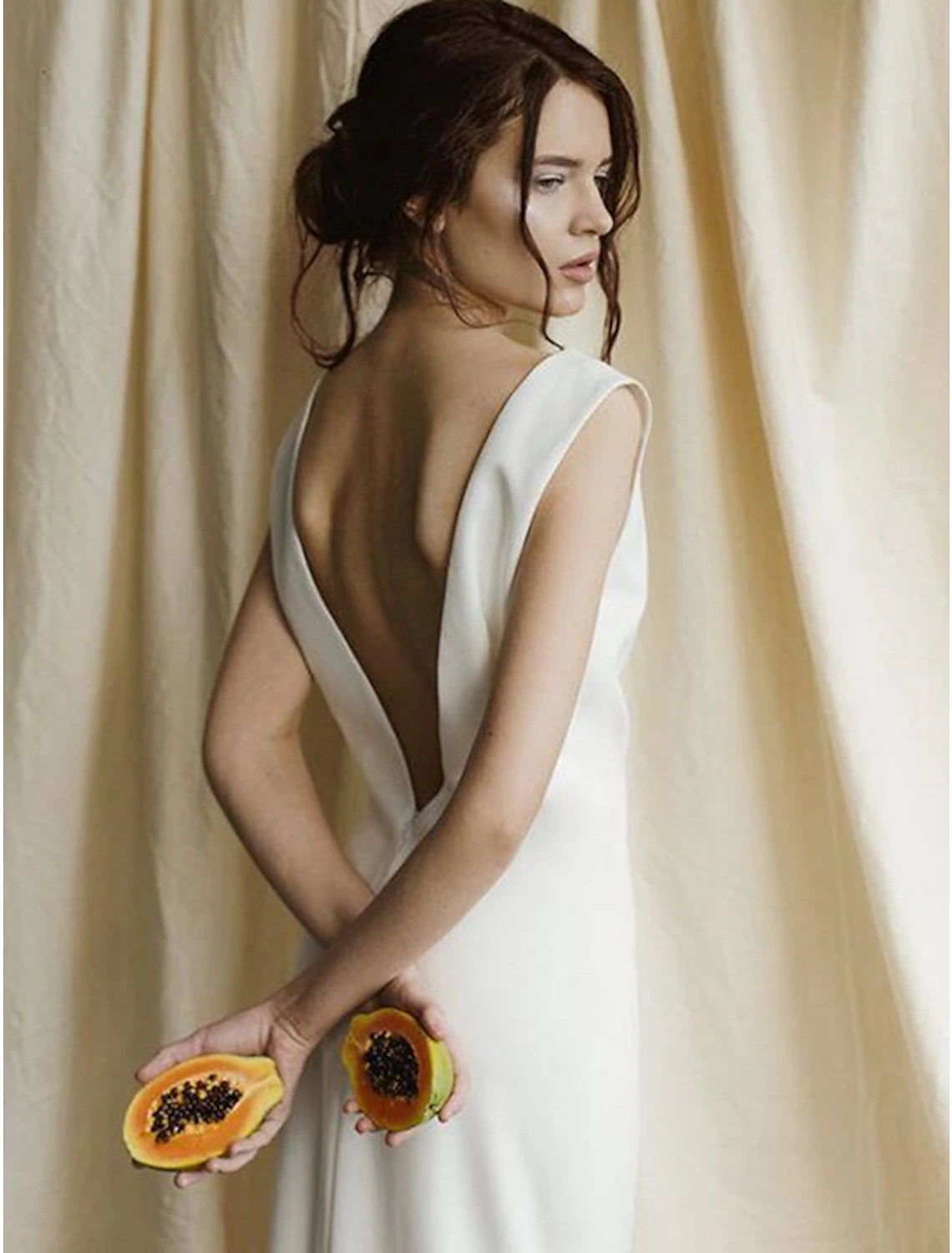 Reception Open Back Casual Wedding Dresses Sheath / Column Scoop Neck Sleeveless Sweep / Brush Train Satin Bridal Gowns With Solid Colo rFall Wedding Party