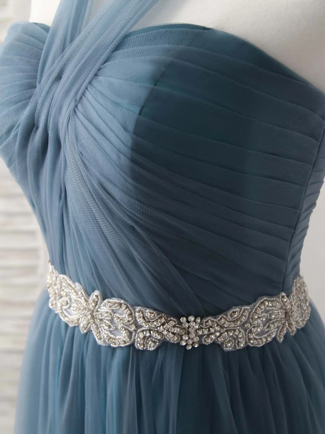 A-Line Gray Blue Tulle Long Bridesmaid Dress Floor-length Beading Prom Dress Elegant