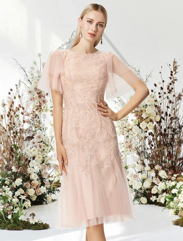 A-Line Cocktail Dresses Flirty Dress Graduation Cocktail Party Knee Length Half Sleeve Jewel Neck Lace with Appliques Elegant