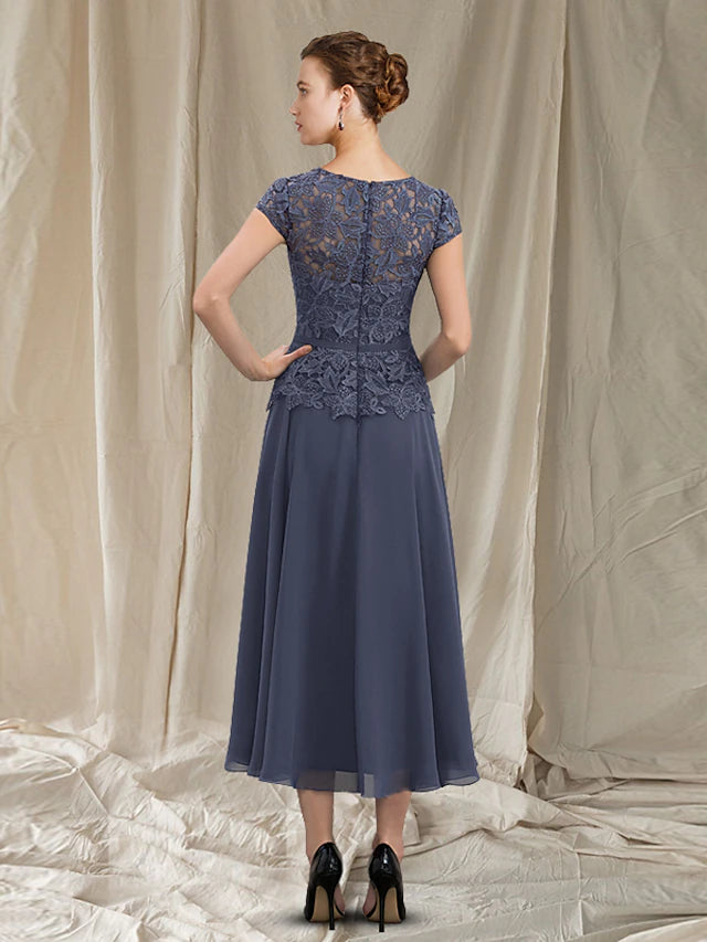 A-Line Mother of the Bride Dress Elegant Jewel Neck Tea Length Chiffon Lace Short Sleeve with Pleats