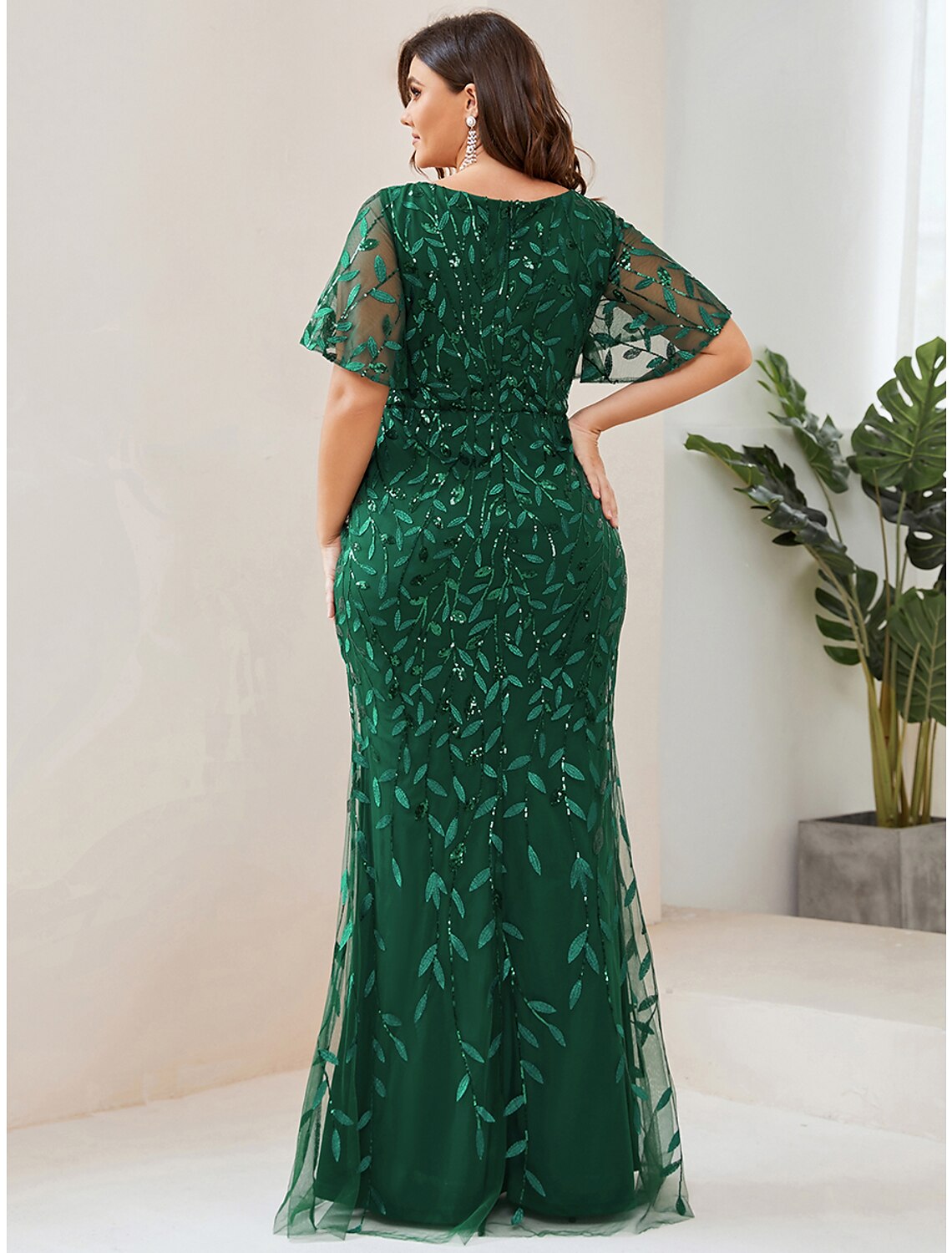 Mermaid / Trumpet Evening Gown Sparkle Dress Formal Floor Length Short Sleeve V Neck Fall Wedding Guest Tulle