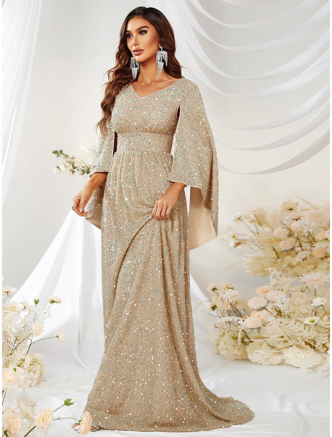 A-Line Evening Gown Sparkle & Shine Dress Formal Sweep / Brush Train Long Sleeve V Neck Capes Polyester