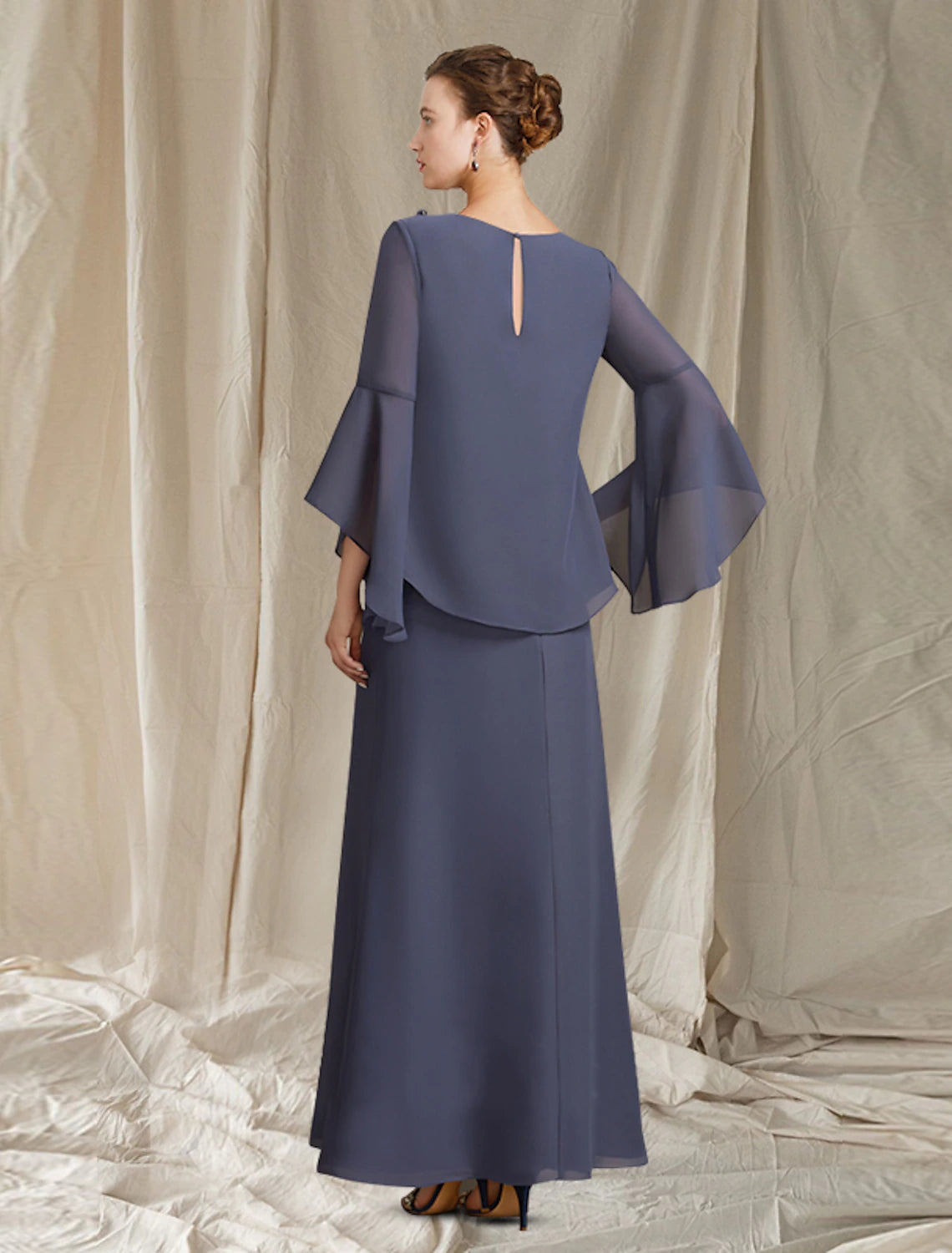 A-Line Mother of the Bride Dress Plus Size Elegant Jewel Neck Ankle Length Chiffon Long Sleeve