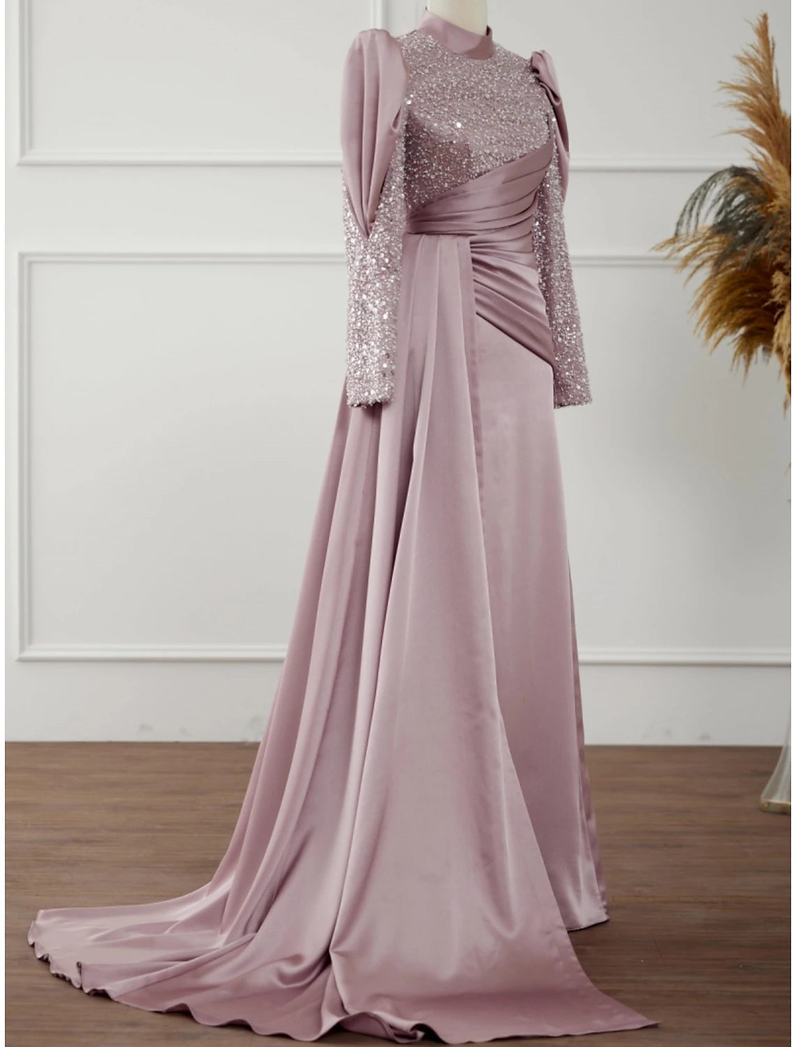 A-Line Evening Gown Sparkle & Shine Dress Formal Sweep / Brush Train Long Sleeve Jewel Neck Satin with Glitter