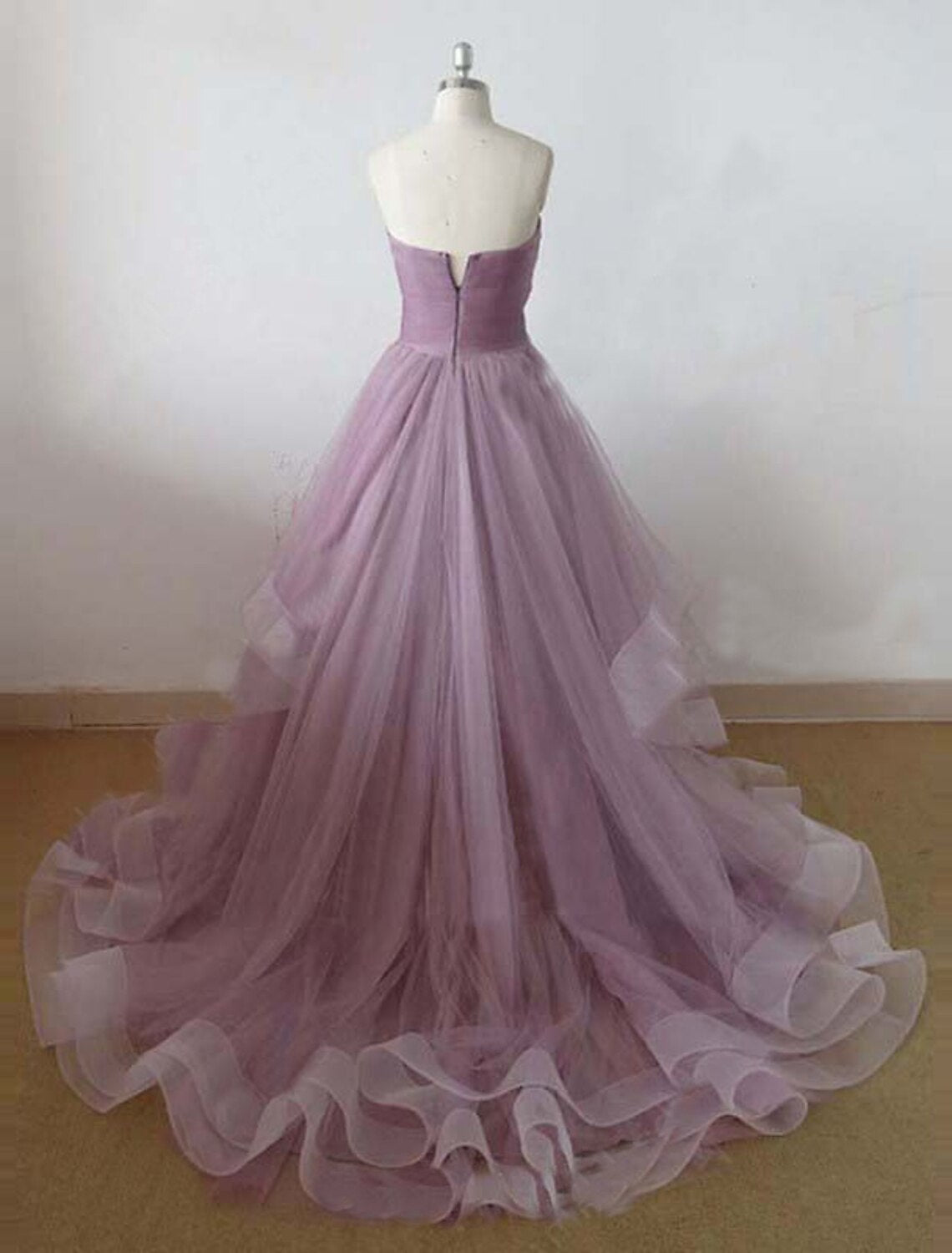 A-Line Minimalist Cute Engagement Prom Dress Sweetheart Neckline Sleeveless Court Train Tulle with Pleats