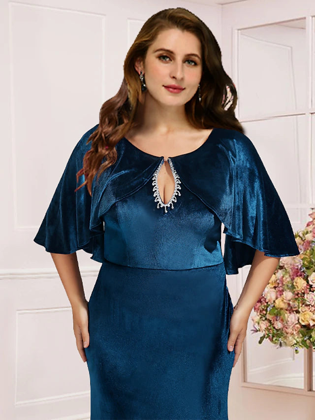 Plus Size Curve Mother of the Bride Dress Wedding Guest Vintage Elegant Scoop Neck Sweep / Brush Train Velvet Half Sleeve with Lace Pleats