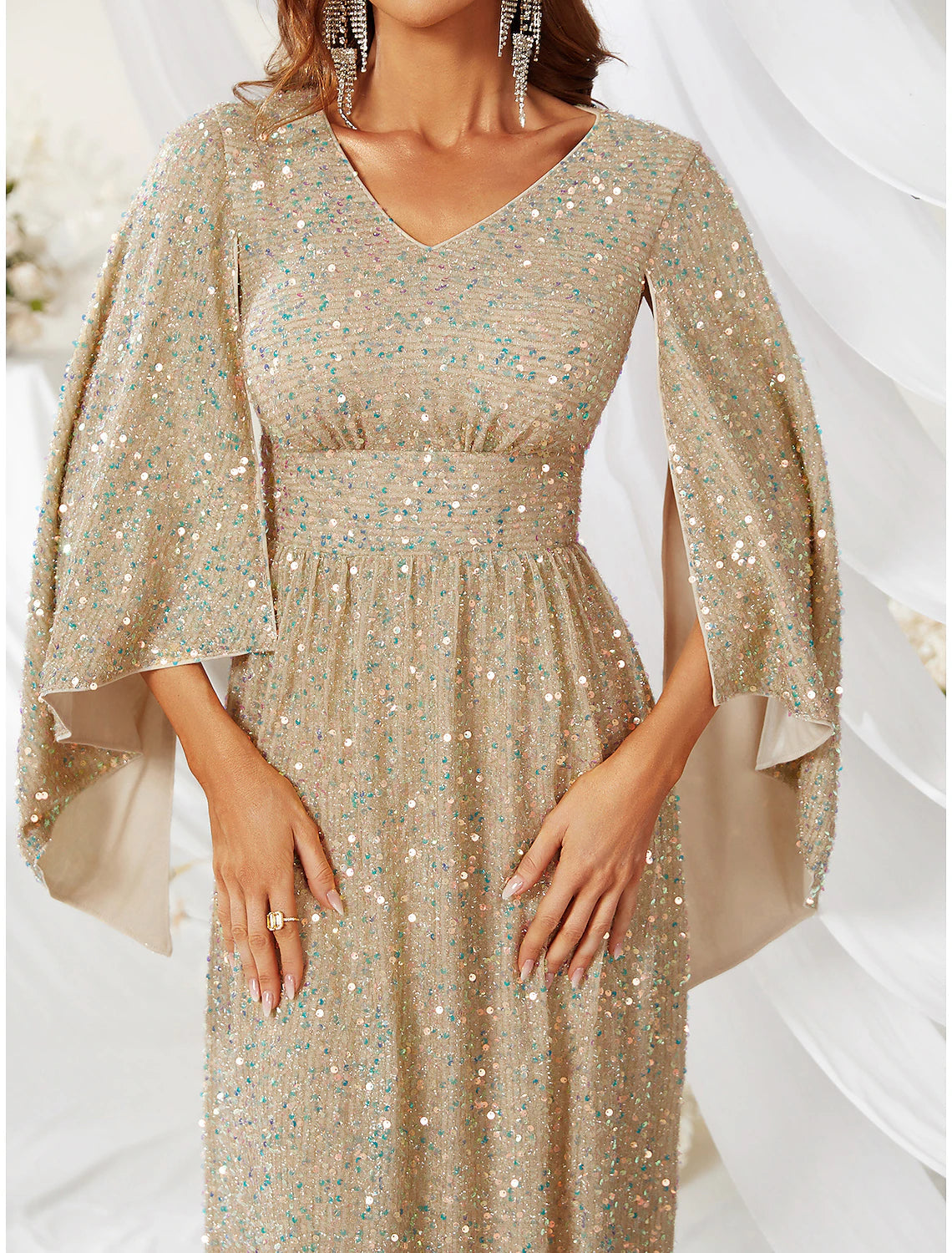 A-Line Evening Gown Sparkle & Shine Dress Formal Sweep / Brush Train Long Sleeve V Neck Capes Polyester