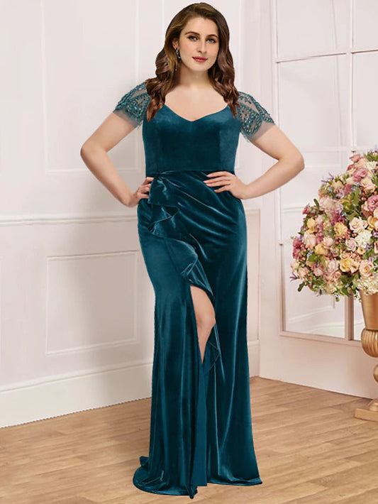 Plus Size Curve Mother of the Bride Dress Formal Vintage Elegant V Neck Sweep / Brush Train Lace Velvet Short Sleeve with Sequin Ruffles Split