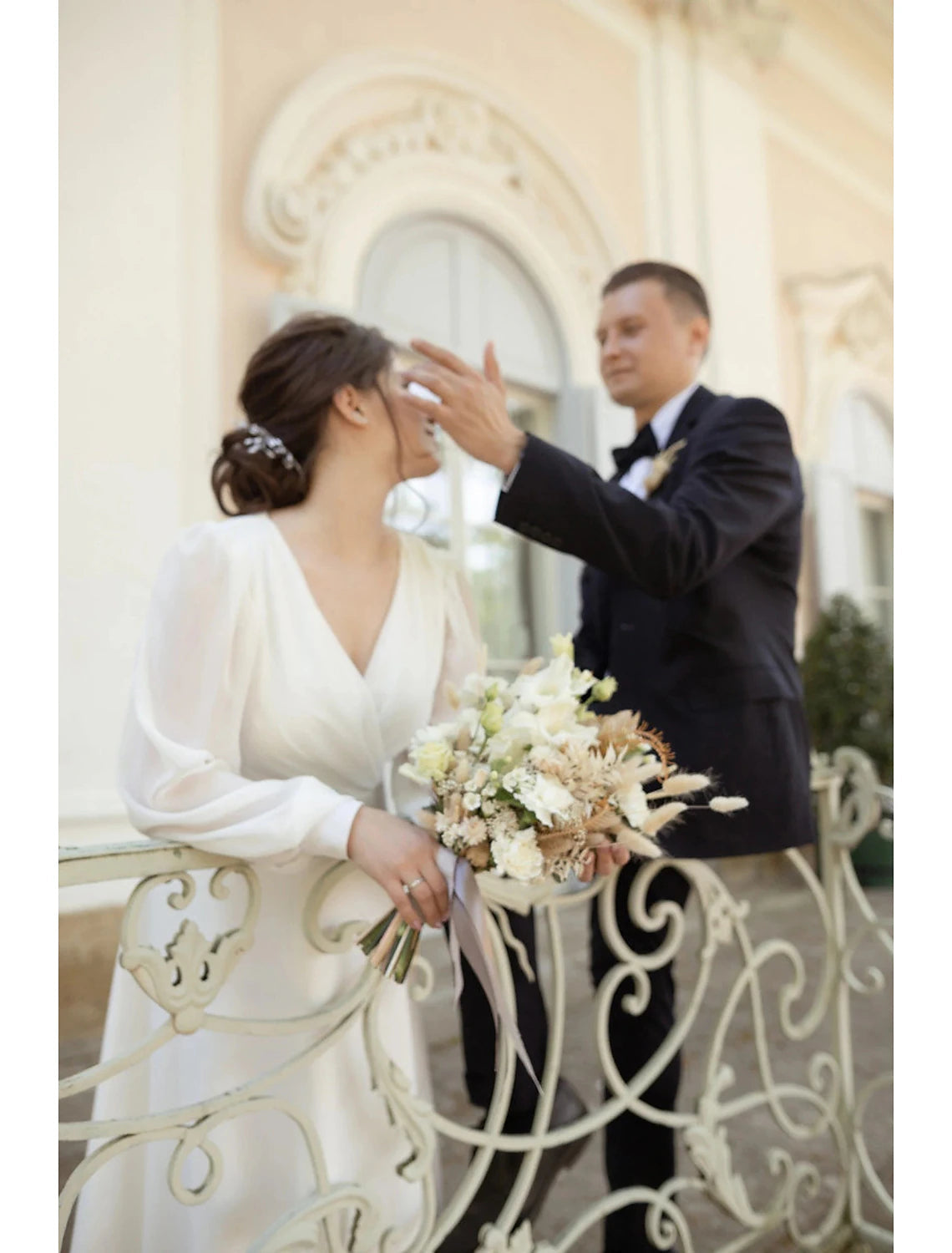 Bridal Shower Little White Dresses Wedding Dresses Ankle Length Long Sleeve V Neck Chiffon With Solid Color