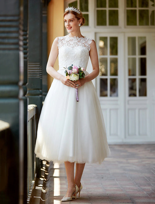 Reception Little White Dresses Wedding Dresses A-Line Illusion Neck Sleeveless Tea Length Lace Bridal Gowns With Sashes / Ribbons
