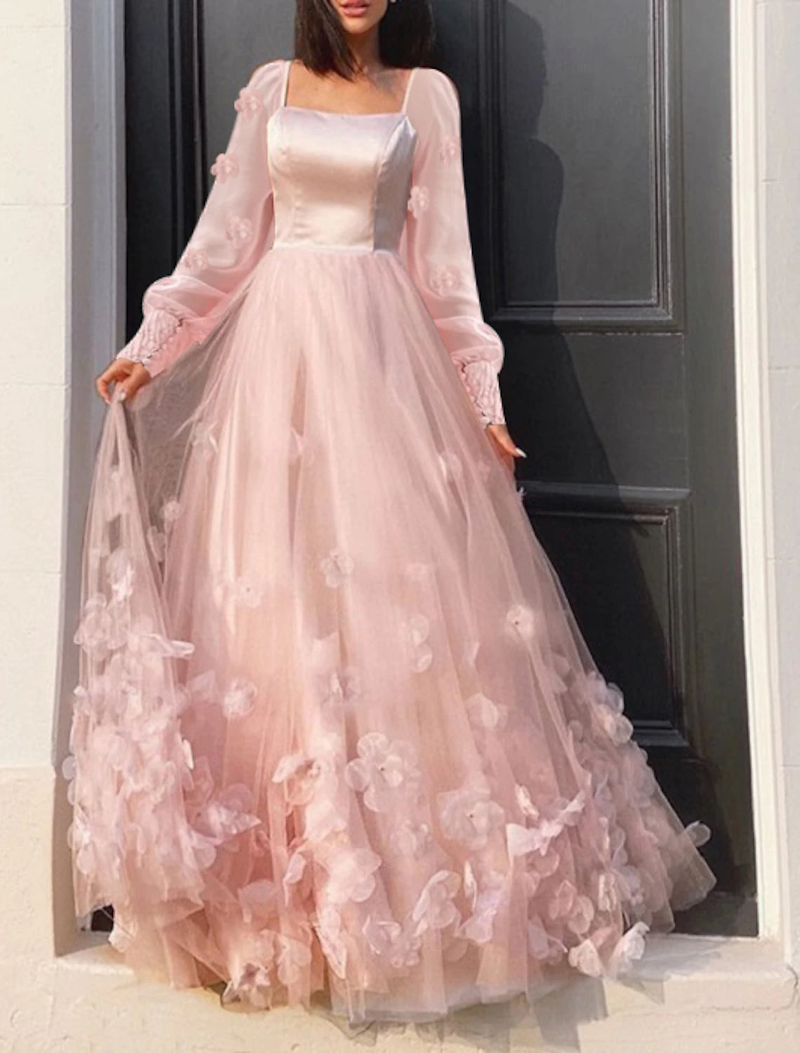 A-Line Prom Dresses Maxi Dress Sweet 16 Birthday Floor Length Long Sleeve Scoop Neck Tulle with Appliques