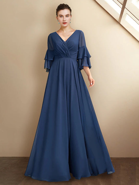 Sheath / Column Mother of the Bride Dress Plus Size Elegant V Neck Floor Length Chiffon Short Sleeve with Pleats Ruffles