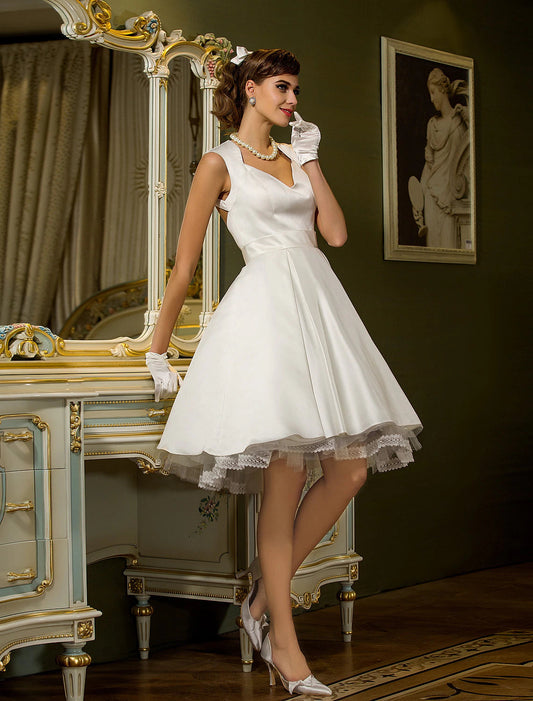 Reception Vintage 1940s / 1950s Little White Dresses Wedding Dresses A-Line Sweetheart Cap Sleeve Knee Length Satin Bridal Gowns With Lace