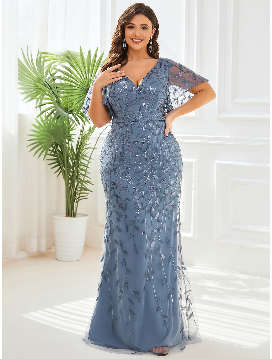 Mermaid / Trumpet Evening Gown Sparkle Dress Formal Floor Length Short Sleeve V Neck Fall Wedding Guest Tulle