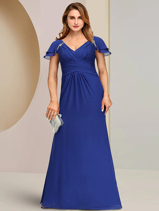 Sheath / Column Mother of the Bride Dress Formal Vintage Elegant V Neck Floor Length Chiffon Short Sleeve with Ruched Crystal Brooch