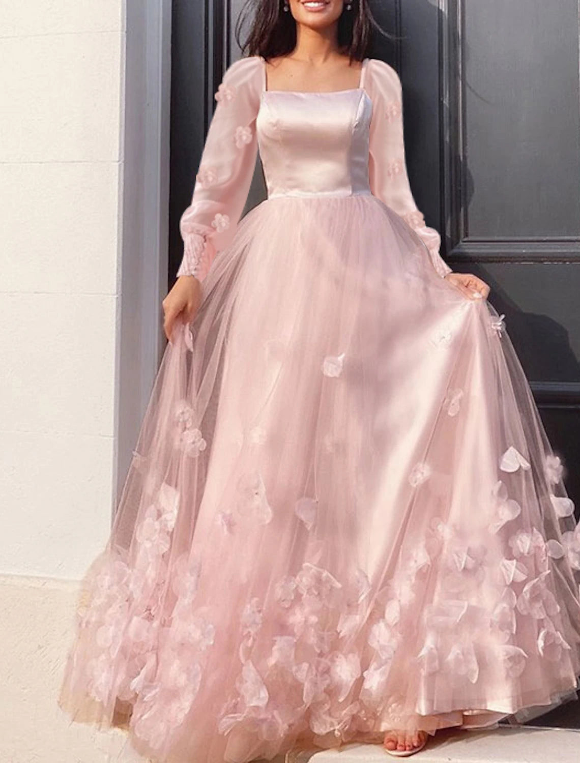 A-Line Prom Dresses Maxi Dress Sweet 16 Birthday Floor Length Long Sleeve Scoop Neck Tulle with Appliques
