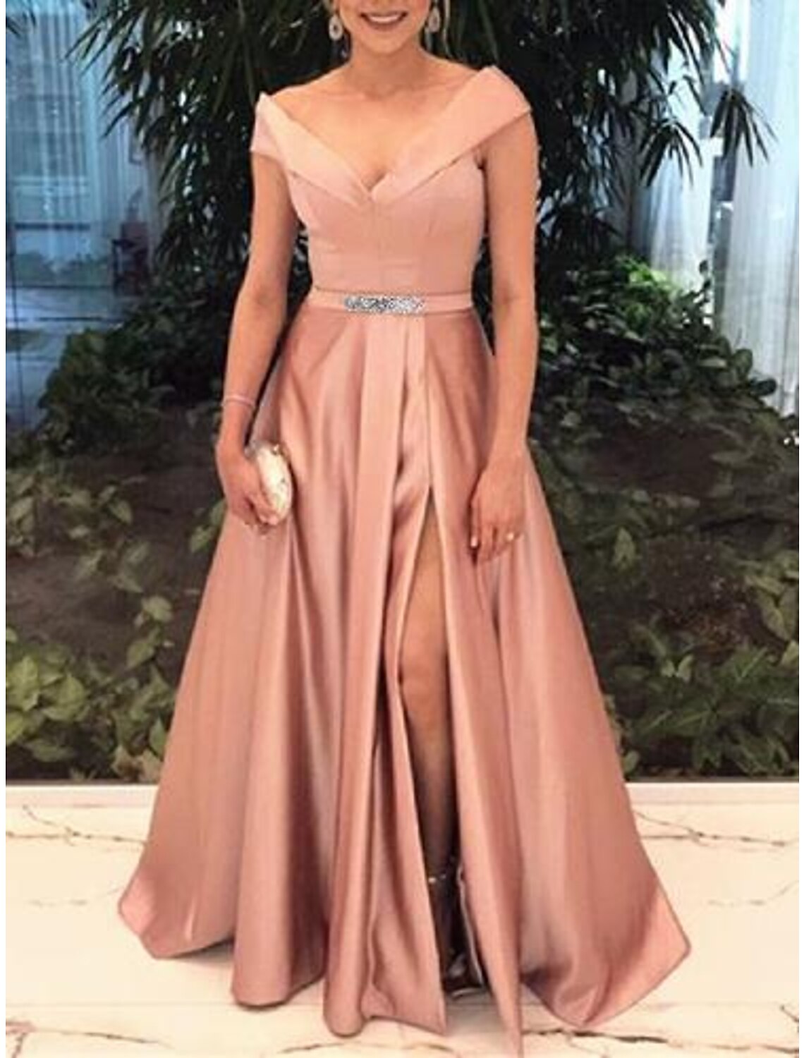 A-Line Elegant Prom Formal Evening Valentine's Day Dress Off Shoulder Short Sleeve Sweep / Brush Train Satin with Split