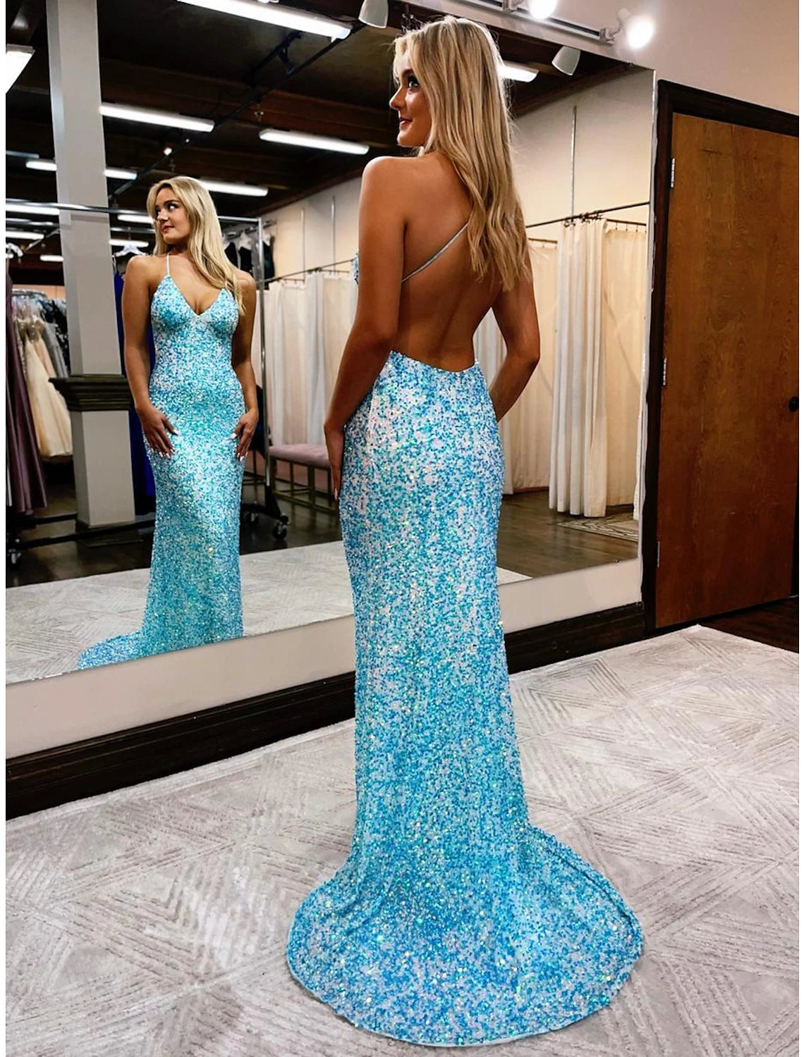 Mermaid / Trumpet Prom Dresses Sexy Dress Formal Court Train Sleeveless V Neck Sequined Backless