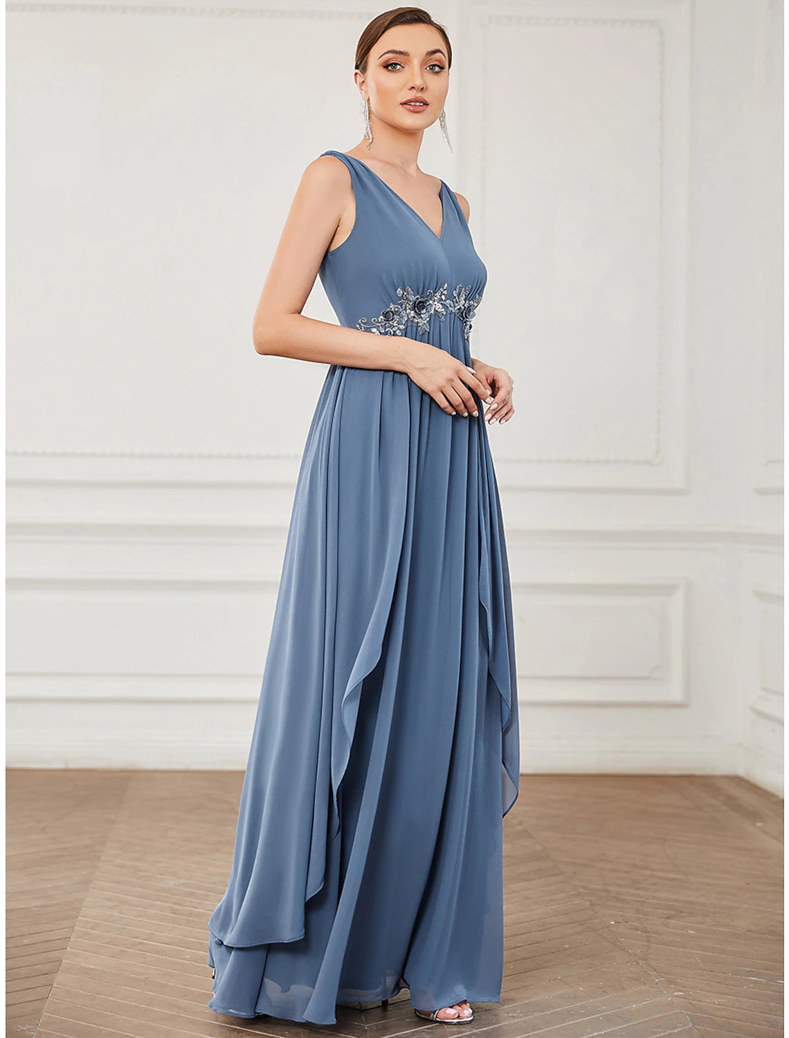 A-Line Prom Dresses Minimalist Dress Party Wear Floor Length Sleeveless V Neck Chiffon