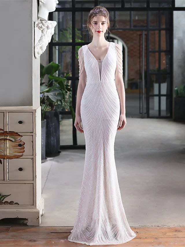 Mermaid / Trumpet Prom Dresses Elegant Dress Formal Floor Length Sleeveless V Neck Sequined