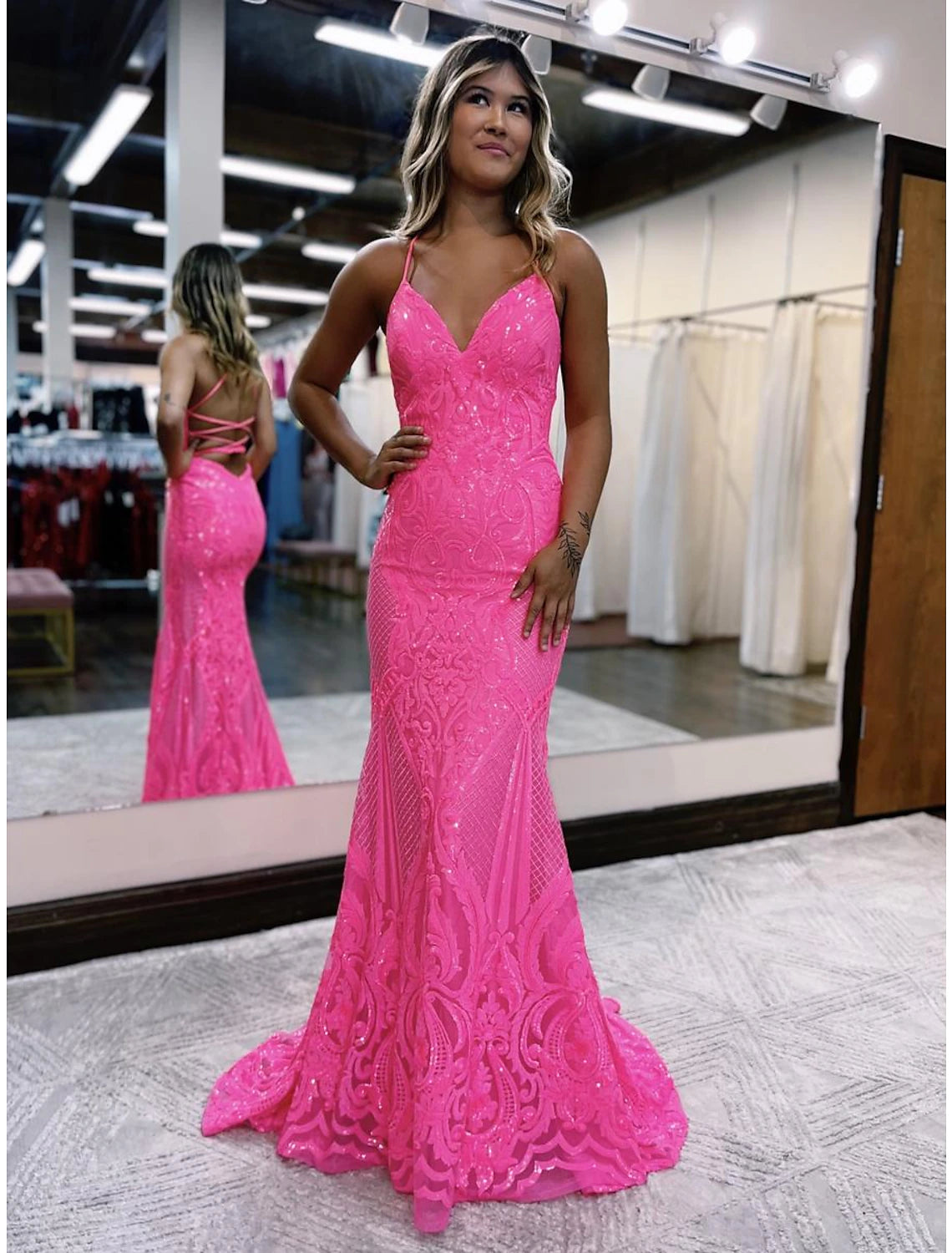 Mermaid / Trumpet Prom Dresses Sparkle & Shine Dress Formal Wedding Party Sweep / Brush Train Sleeveless V Neck Sequined Backless