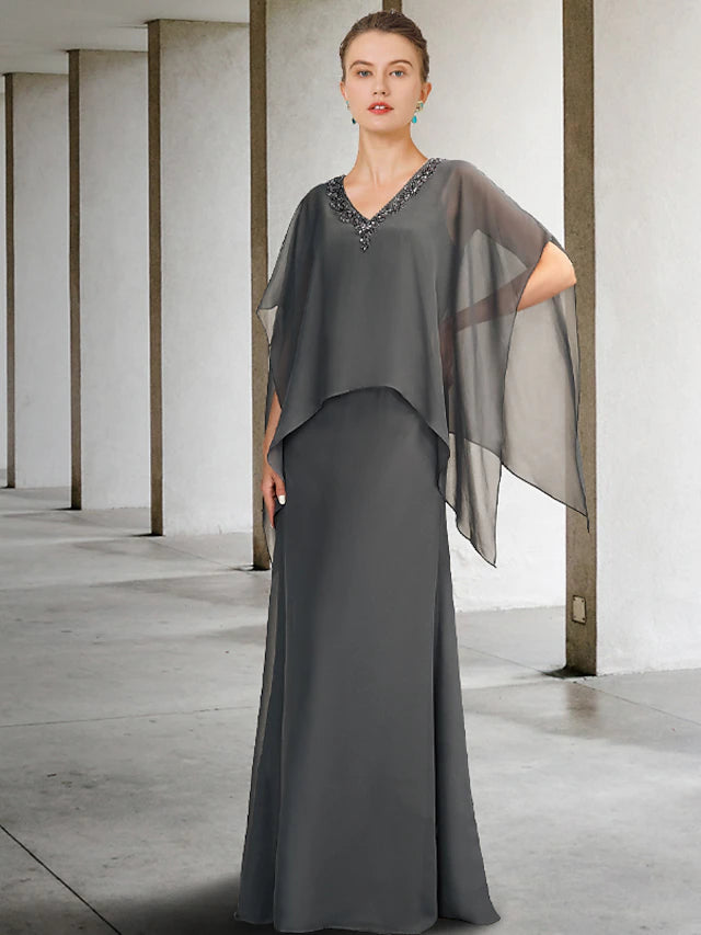 A-Line Mother of the Bride Dress Luxurious Elegant V Neck Floor Length Chiffon Sleeveless Shawls with Beading