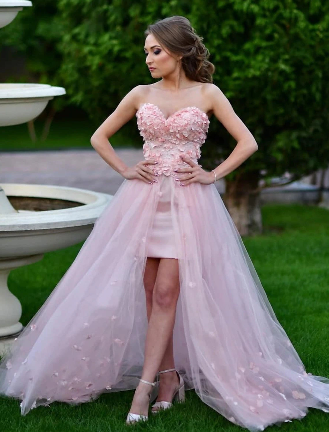 Sheath / Column Prom Dresses High Low Dress Prom Sweep / Brush Train Sleeveless Sweetheart Tulle with Embroidery