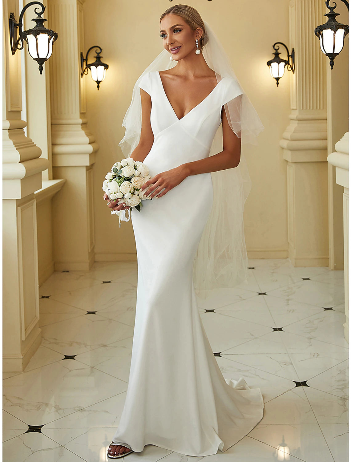 Reception Casual Wedding Dresses Mermaid / Trumpet V Neck Cap Sleeve Sweep / Brush Train Stretch Fabric Bridal Gowns With Draping