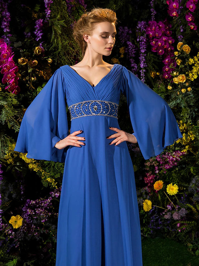 A-Line Mother of the Bride Dress Vintage Inspired V Neck Floor Length Chiffon Long Sleeve with Crystals Beading Side