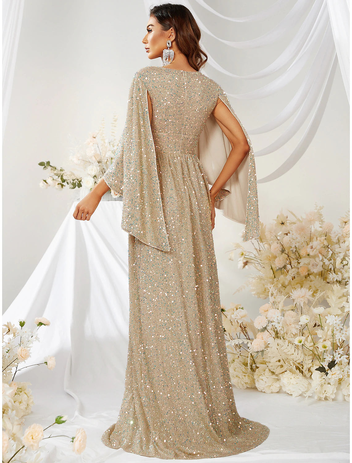 A-Line Evening Gown Sparkle & Shine Dress Formal Sweep / Brush Train Long Sleeve V Neck Capes Polyester