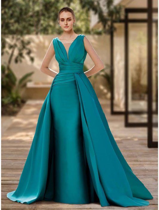 A-Line Evening Gown Elegant Dress Formal Sweep / Brush Train Christmas Red Green Dress Sleeveless V Neck Satin