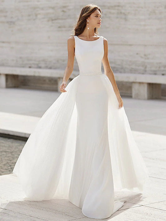 Beach Open Back Wedding Dresses Court Train Mermaid / Trumpet Sleeveless V Neck Satin Bridal Suits
