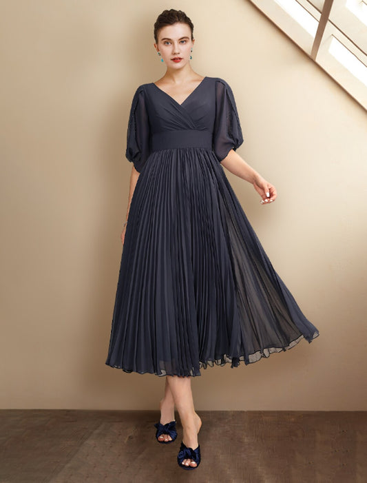 A-Line Mother of the Bride Dress Plus Size Elegant V Neck Tea Length Chiffon Half Sleeve