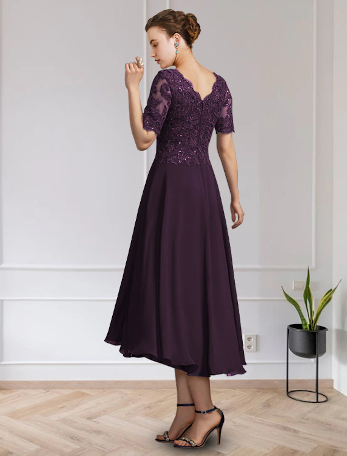 A-Line Mother of the Bride Dress Wedding Guest Elegant V Neck Floor Length Chiffon Lace Short Sleeve